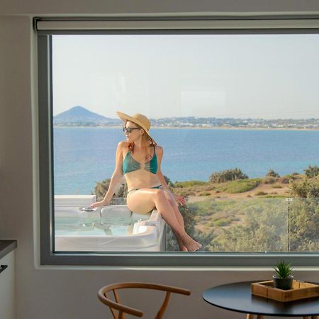 Seanfinity Beachfront Suites Микри-Вигла Экстерьер фото