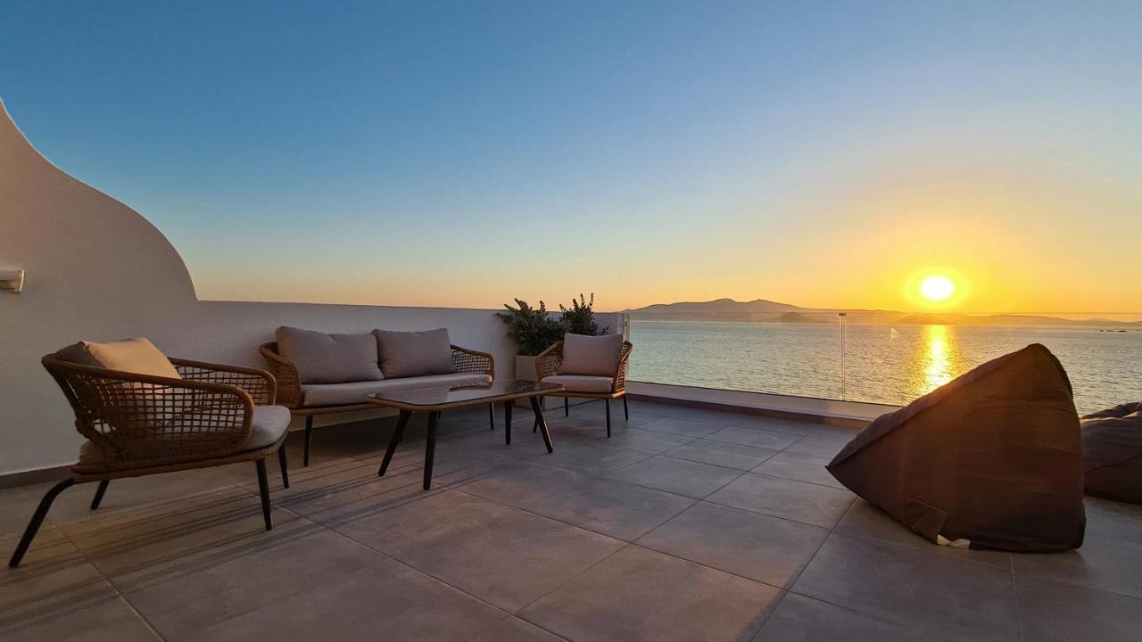 Seanfinity Beachfront Suites Микри-Вигла Экстерьер фото