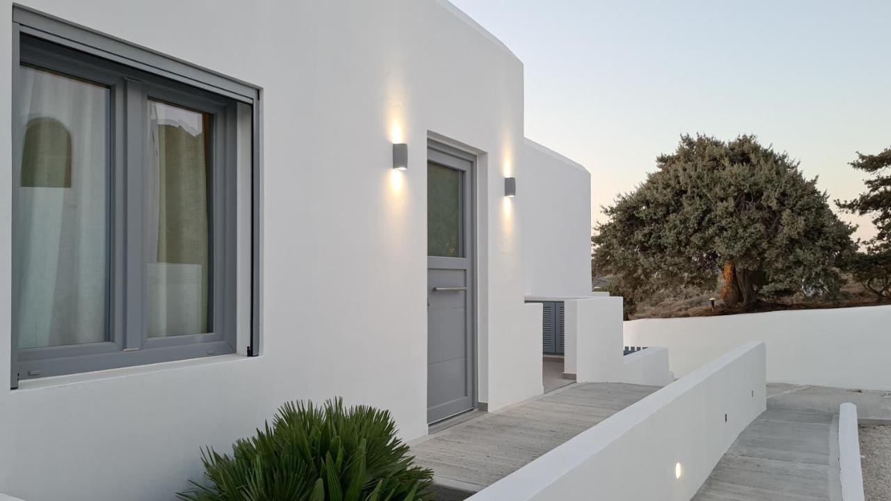 Seanfinity Beachfront Suites Микри-Вигла Экстерьер фото