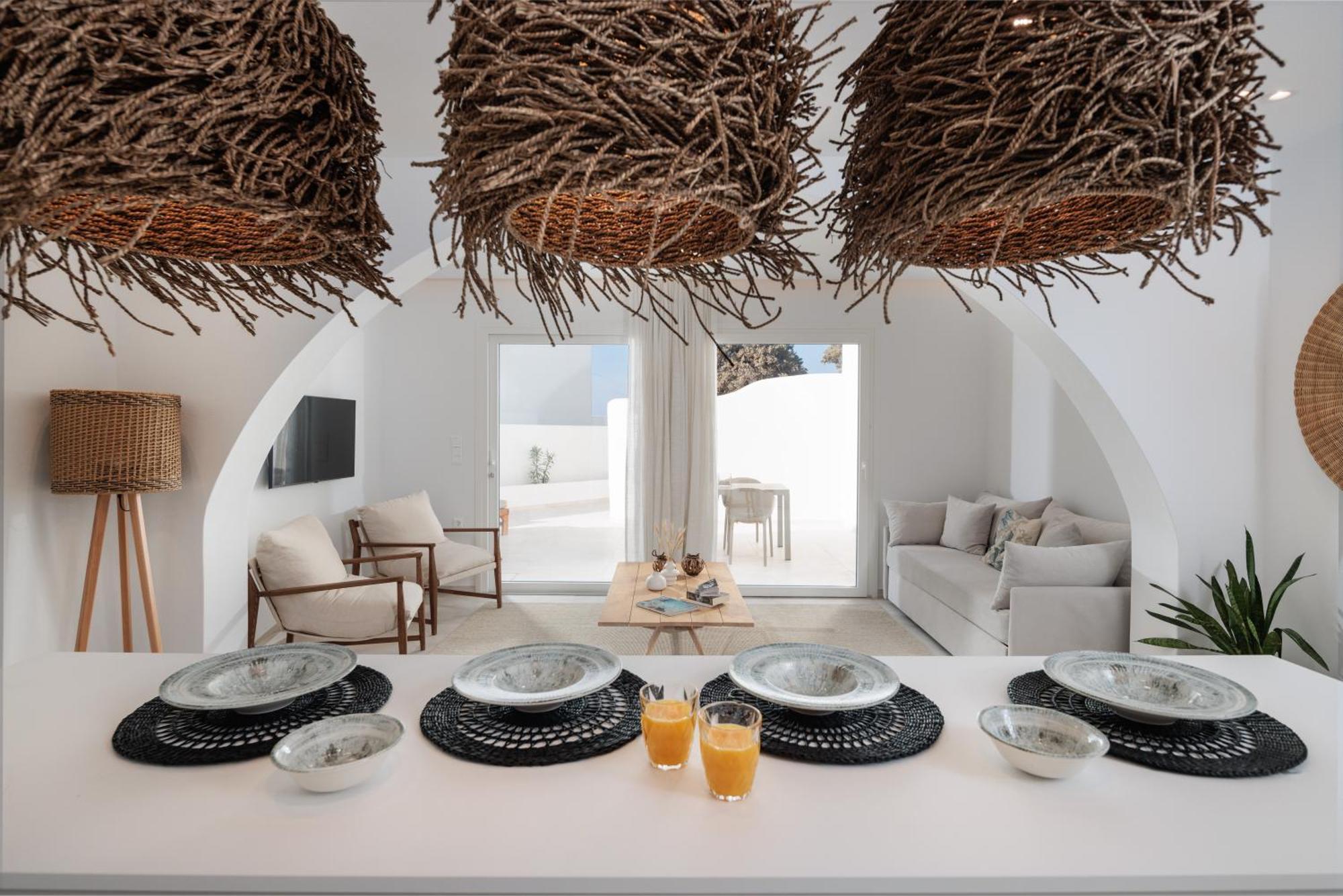 Seanfinity Beachfront Suites Микри-Вигла Экстерьер фото
