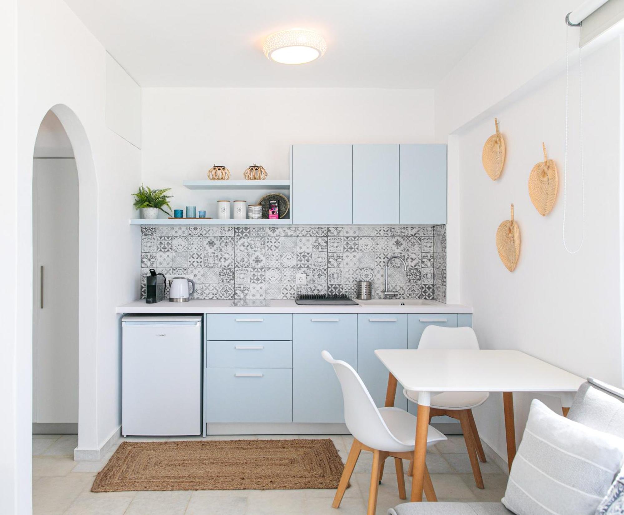 Seanfinity Beachfront Suites Микри-Вигла Номер фото
