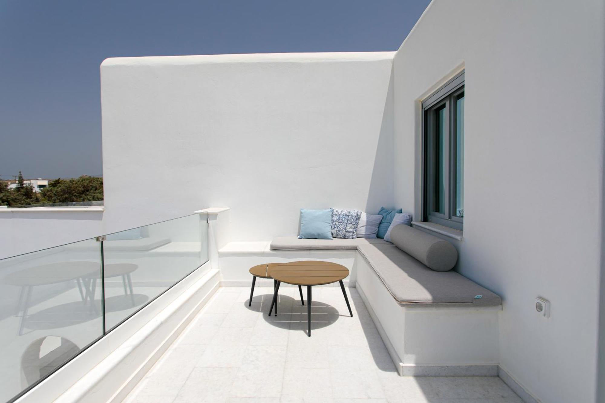 Seanfinity Beachfront Suites Микри-Вигла Номер фото